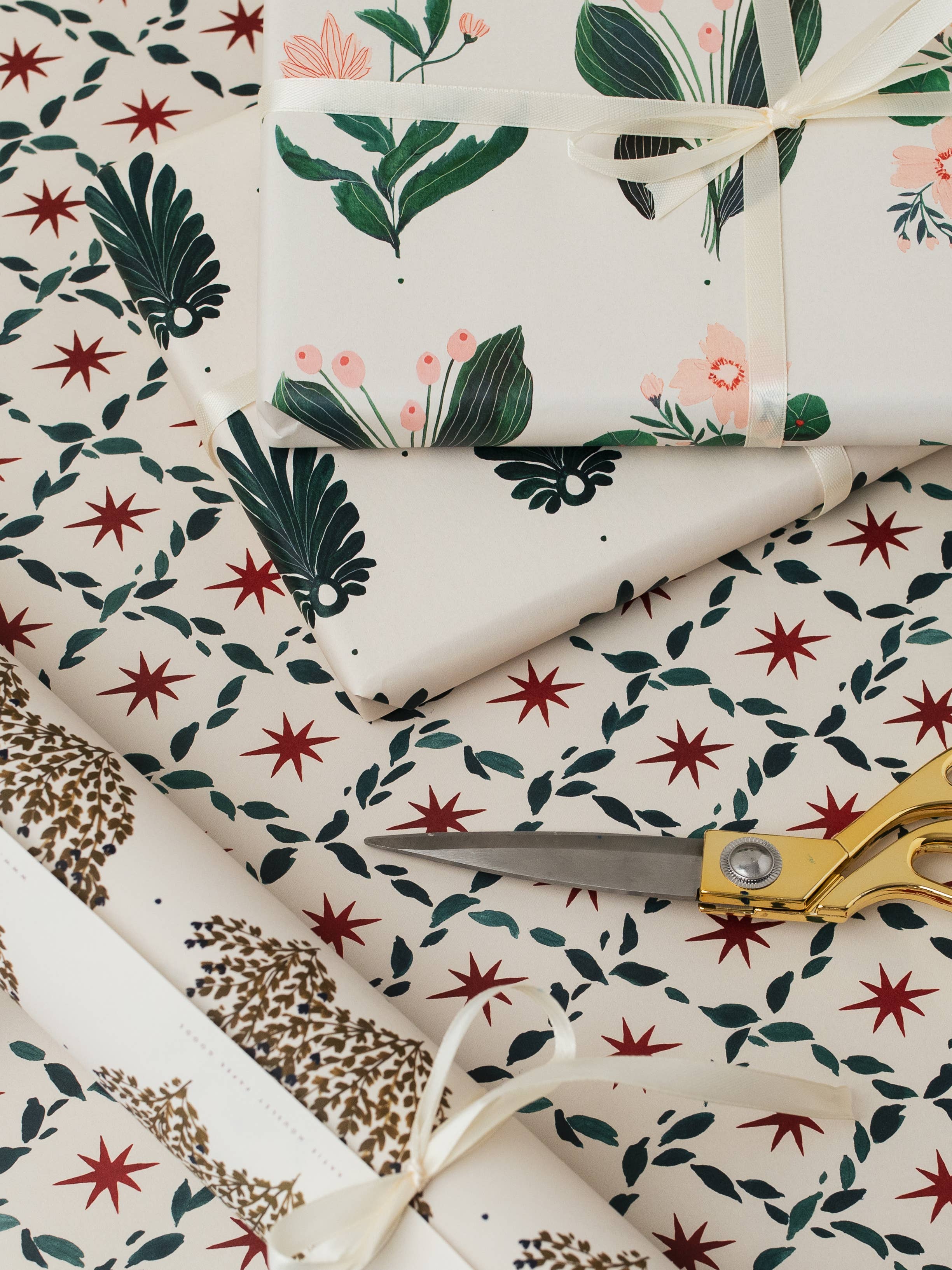 Christmas Star Botanical | Gift Wrap