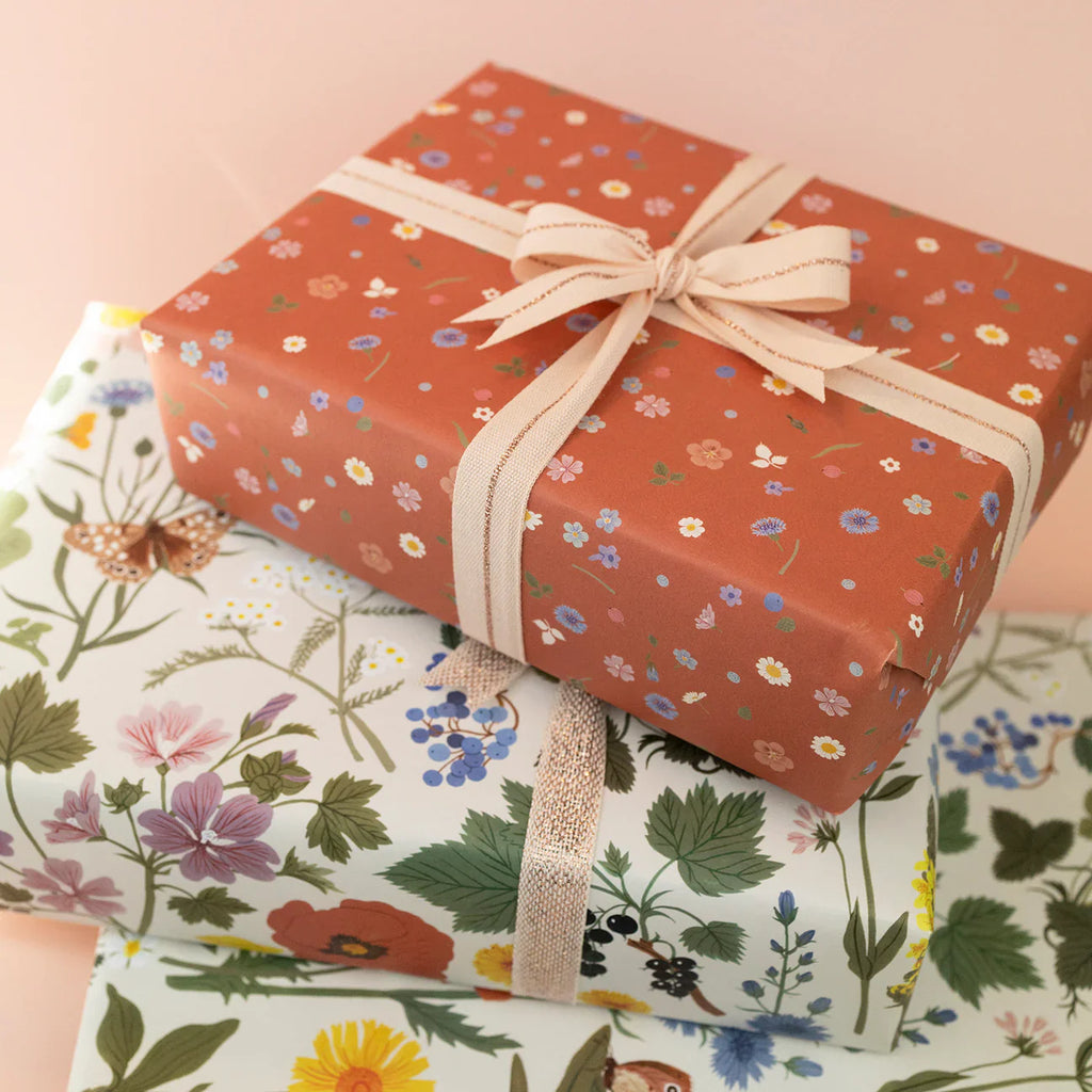 Summer Wrapping Paper + Gift Bags