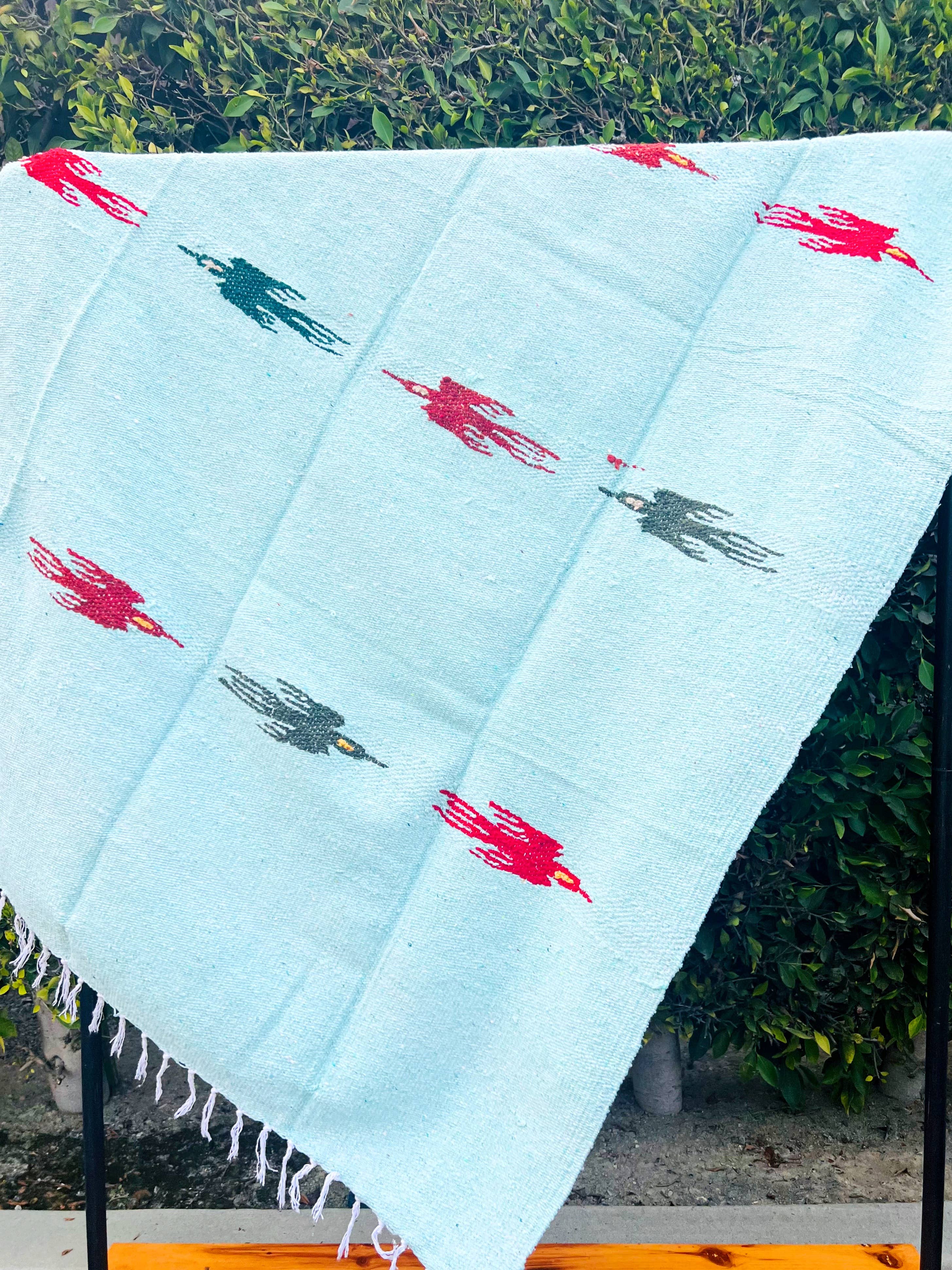 Thunderbird Throw Blanket l Mint