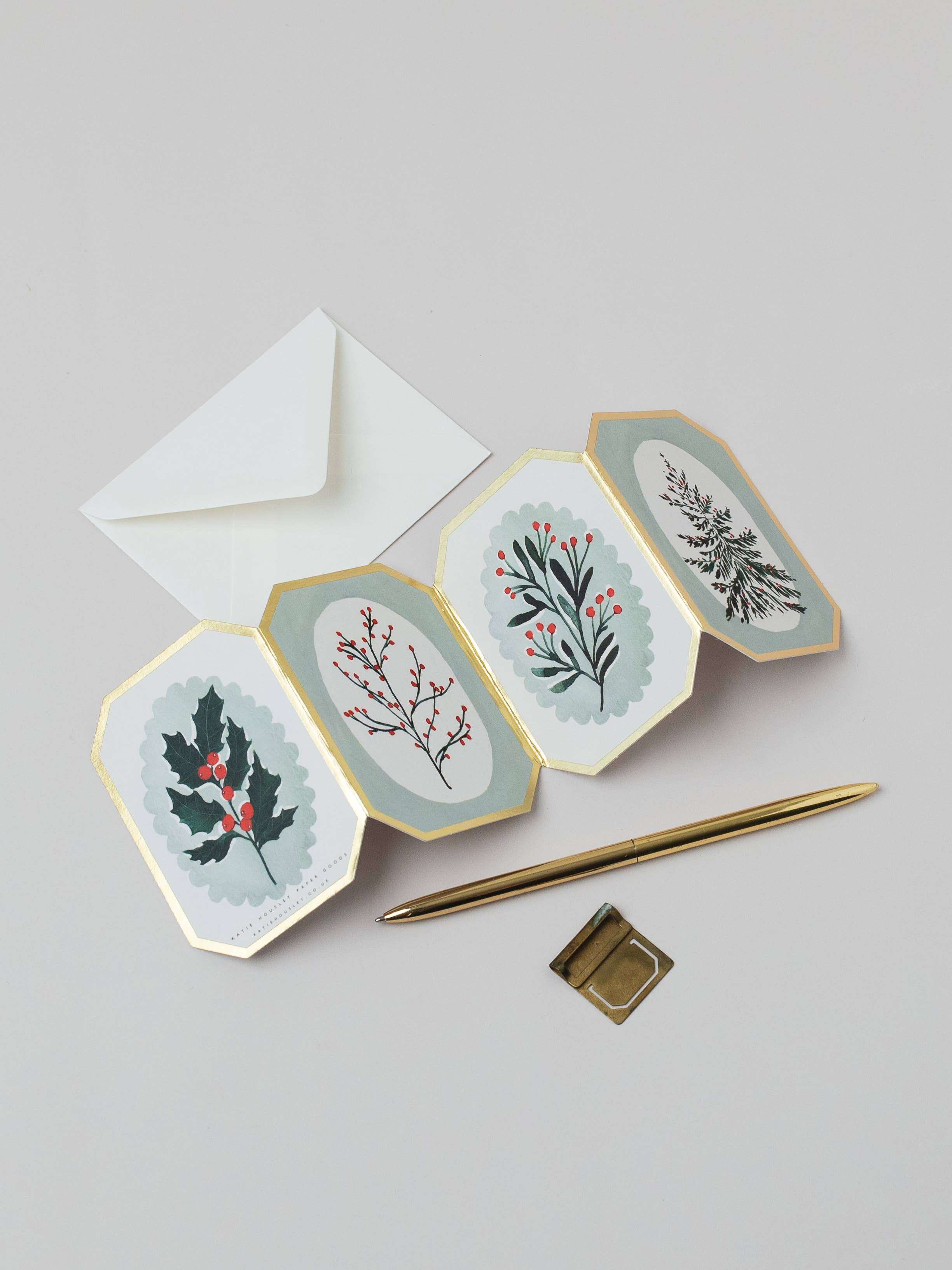 Concertina Botanical Christmas Die Cut Card