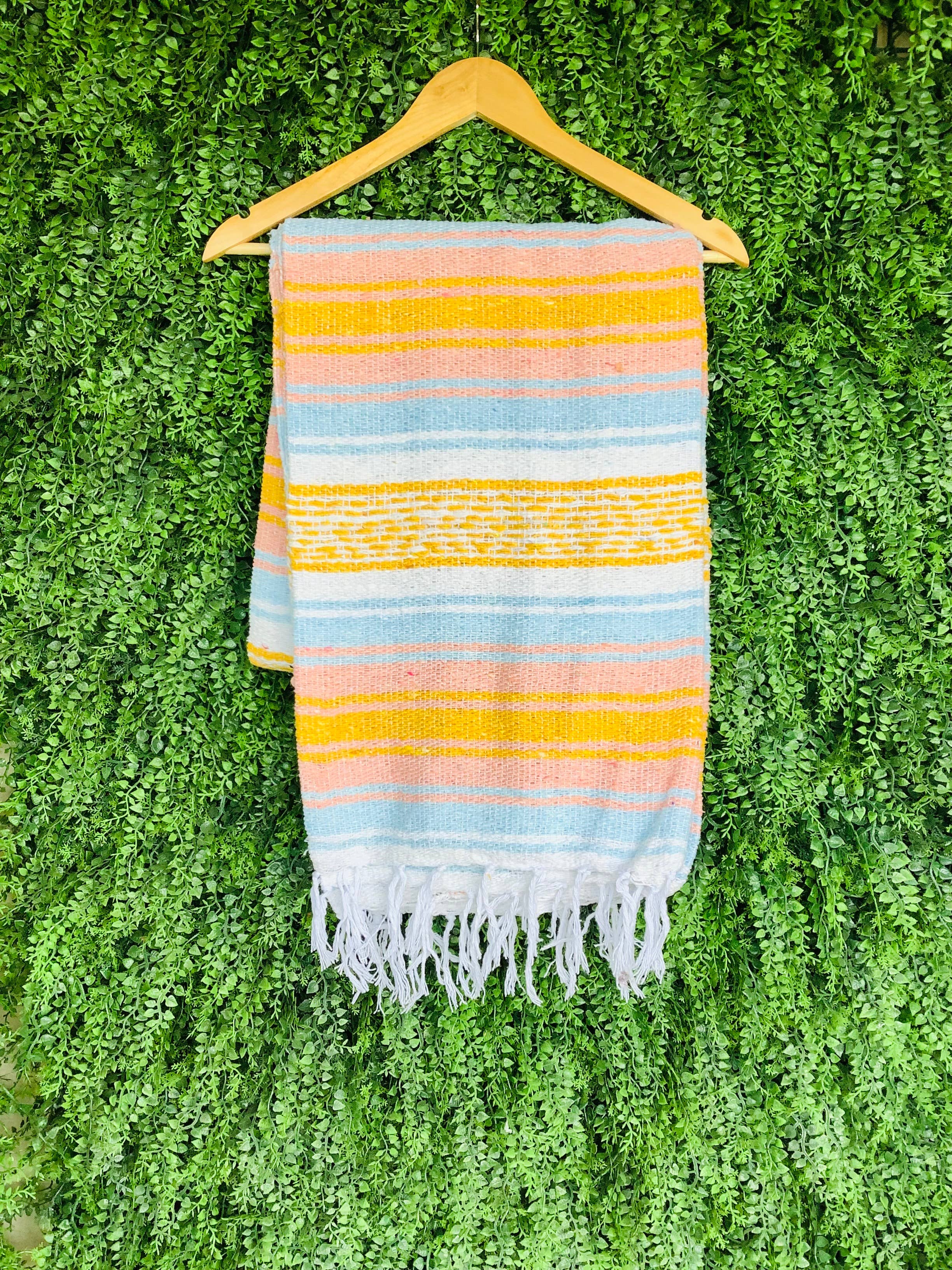 Sunny Daydream | Throw Blanket